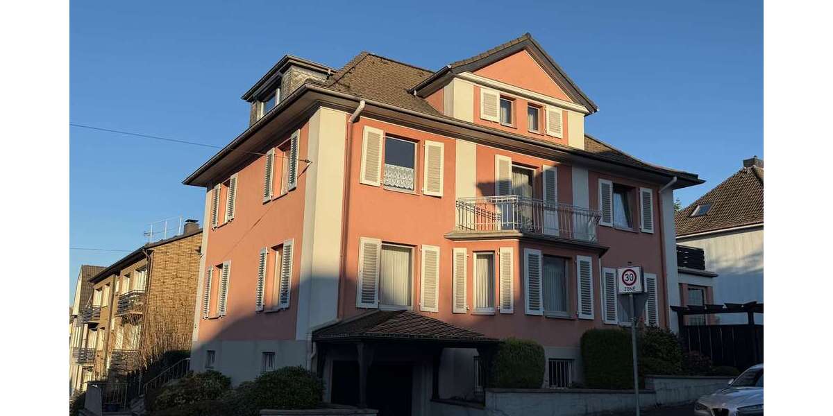 Einfamilienhaus Solingen Central - 12 Zimmer, 282 m&sup2;, 590.000&euro; | Angebot:23055254