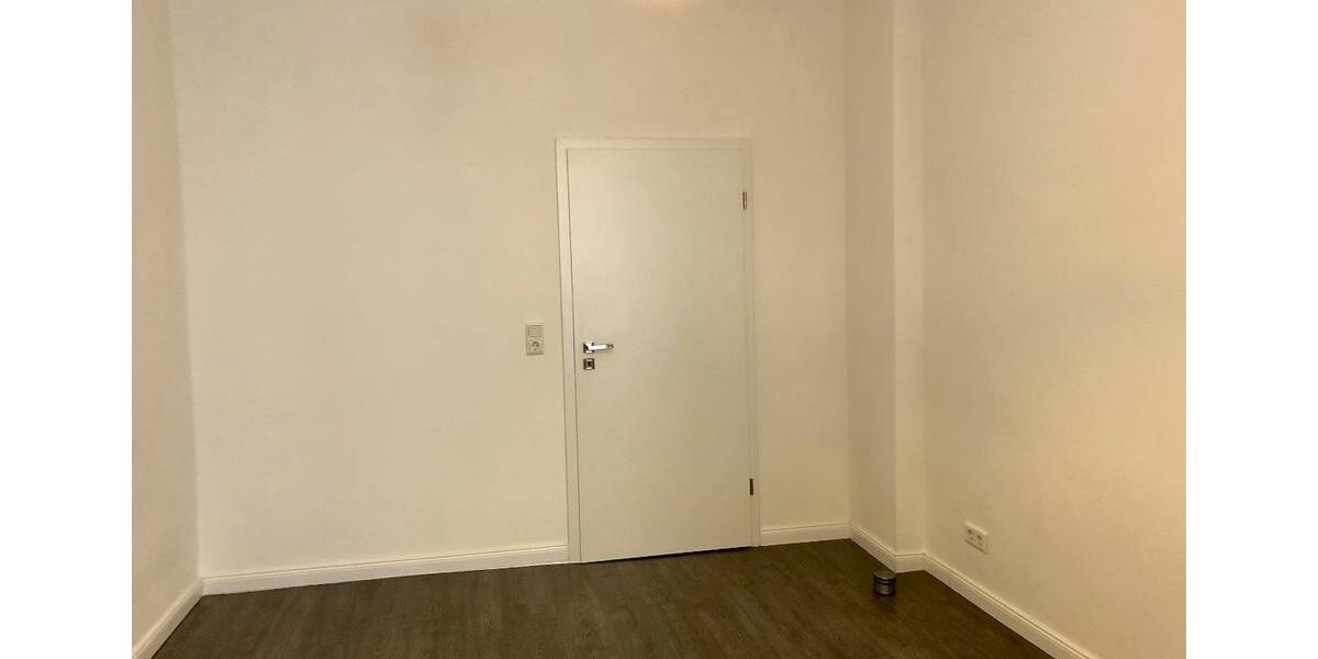 Etagenwohnung Solingen Mitte - 1 Zimmer, 70 m&sup2;, 185.000&euro; | Angebot:27189213