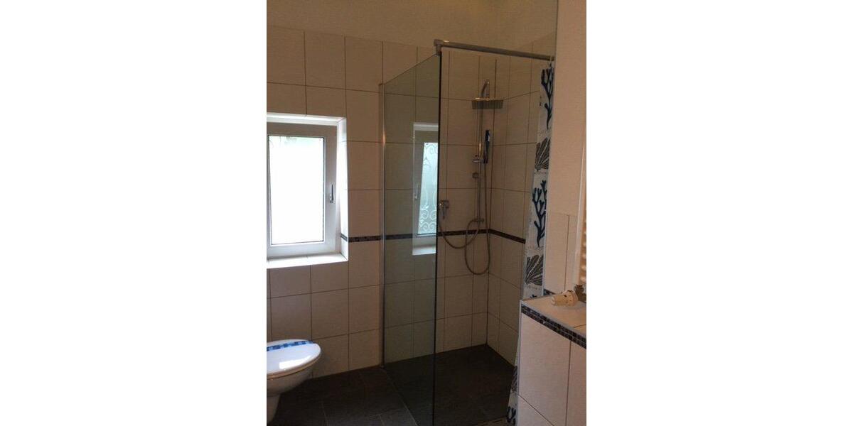 Etagenwohnung Velbert Velbert-Mitte - 3 Zimmer, 100 m&sup2;, 800&euro; | Angebot:26476732