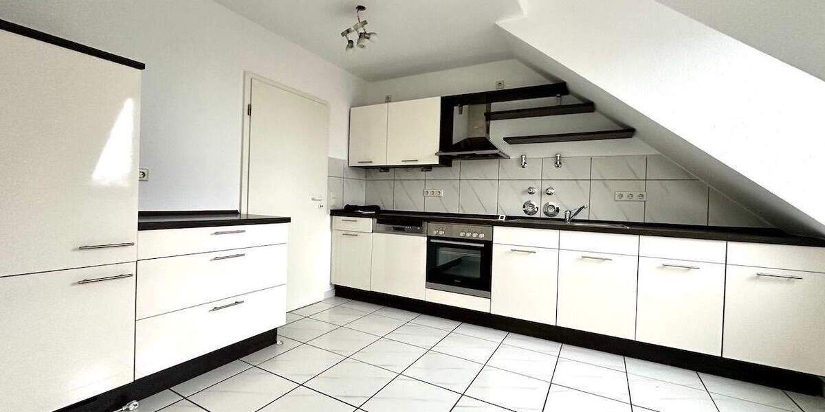 Etagenwohnung Neuss Uedesheim - 3 Zimmer, 94 m&sup2;, 299.000&euro; | Angebot:25736810