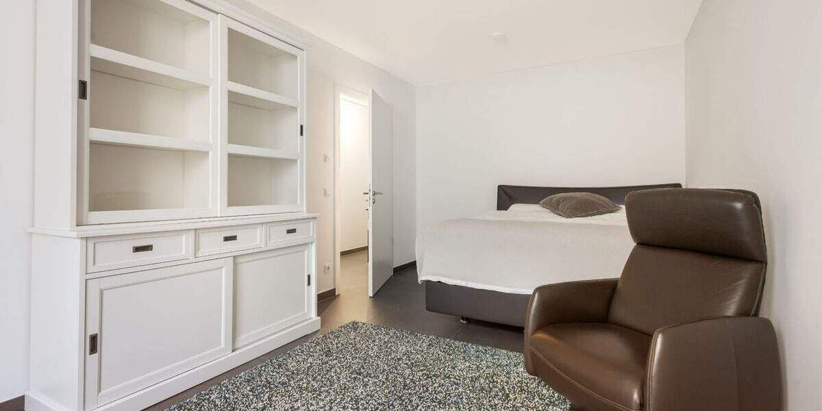 Einfamilienhaus Düsseldorf Mörsenbroich - 5 Zimmer, 221 m&sup2;, 1.990.000&euro; | Angebot:25929371