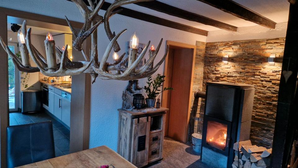 Einfamilienhaus Wermelskirchen - 8 Zimmer, 170 m&sup2;, 460.000&euro; | Angebot:26066033