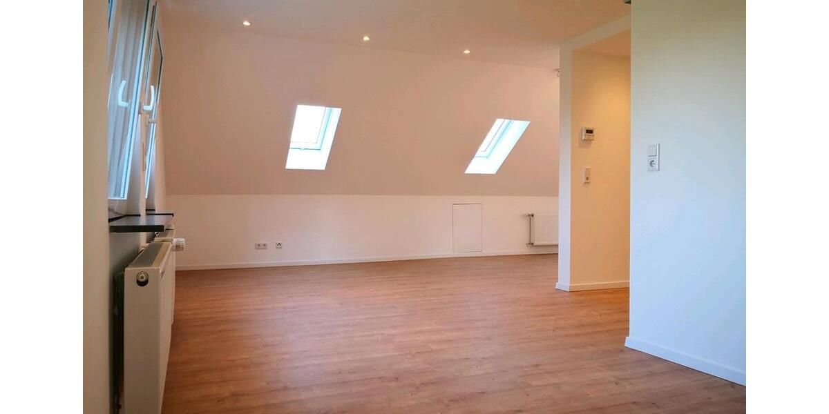 Dachgeschoßwohnung Mülheim an der Ruhr Dümpten - 2 Zimmer, 51 m&sup2;, 165.000&euro; | Angebot:27540996