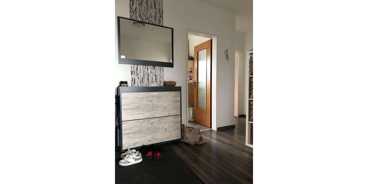 Etagenwohnung Remscheid Lüttringhausen - 3 Zimmer, 79 m&sup2;, 585&euro; | Angebot:26065811