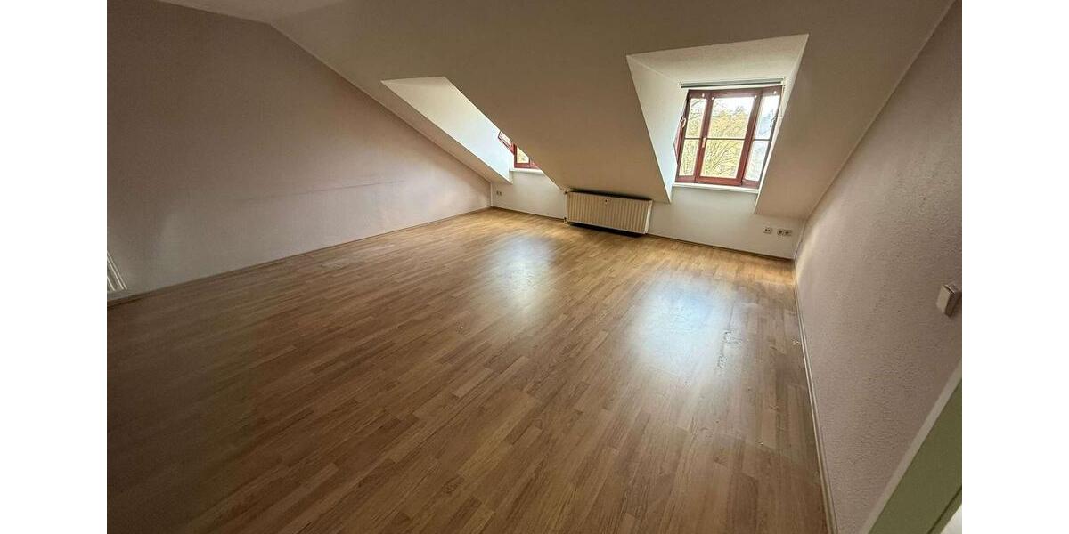 Dachgeschoßwohnung Herne Sodingen - 2 Zimmer, 60 m&sup2;, 452&euro; | Angebot:25650425