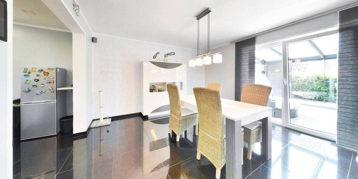 Einfamilienhaus Burscheid - 4 Zimmer, 142 m&sup2;, 599.000&euro; | Angebot:26806486