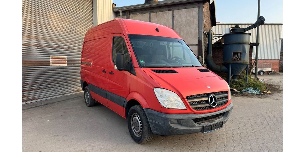 Mercedes-Benz Sprinter 117.972 km 7.590 &euro; Gladbeck 45966