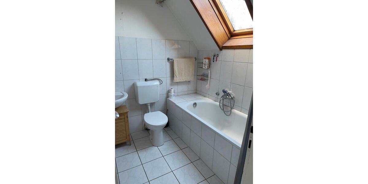 Dachgeschoßwohnung Bochum Bochum-Südwest - 2 Zimmer, 44 m&sup2;, 345&euro; | Angebot:26003534