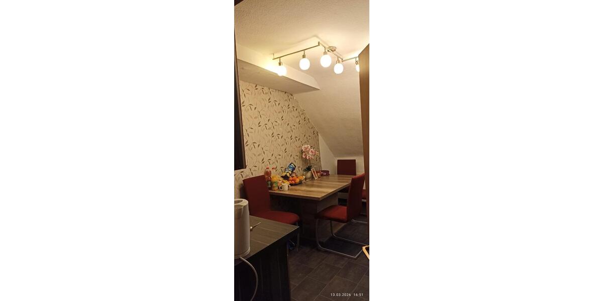 Dachgeschoßwohnung Gelsenkirchen Gelsenkirchen-West - 1 Zimmer, 72 m&sup2;, 700&euro; | Angebot:25918022