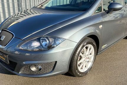 Seat Leon 128.000 km 3.854 &euro; Essen 45356