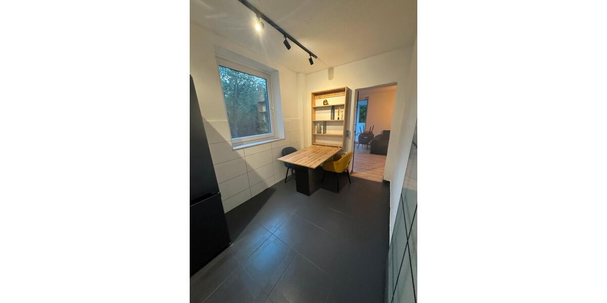 Etagenwohnung Bochum Laer - 2 Zimmer, 70 m&sup2;, 1.300&euro; | Angebot:27545442