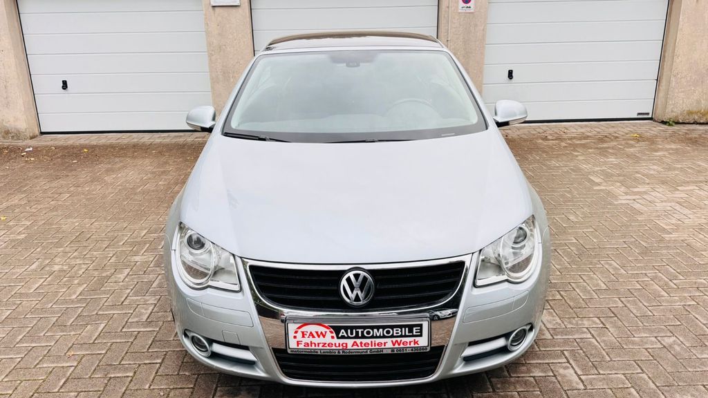 VW Eos 44.636 km 8.399 &euro; Essen 45356
