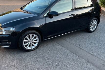 VW Golf 166.341 km 7.999 &euro; Gelsenkirchen 45881