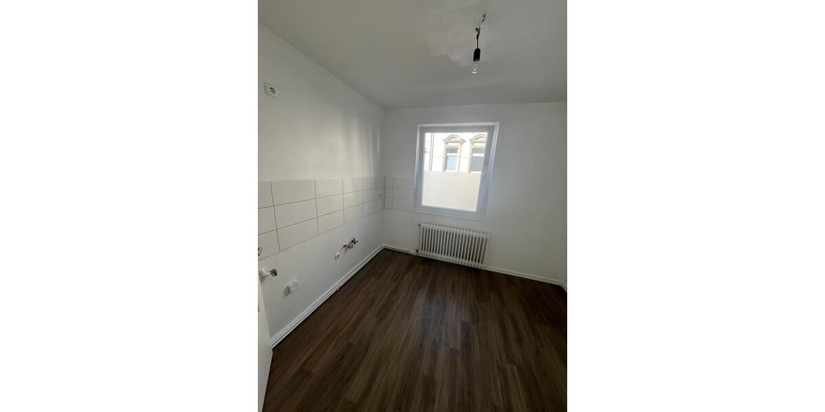 Terrassenwohnung Wuppertal Barmen - 3 Zimmer, 76 m&sup2;, 550&euro; | Angebot:25570075