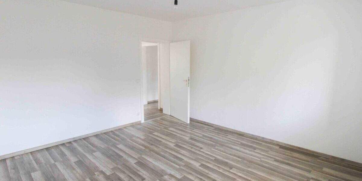 Etagenwohnung Duisburg Rumeln-Kaldenhausen - 3 Zimmer, 74 m&sup2;, 165.000&euro; | Angebot:25705132