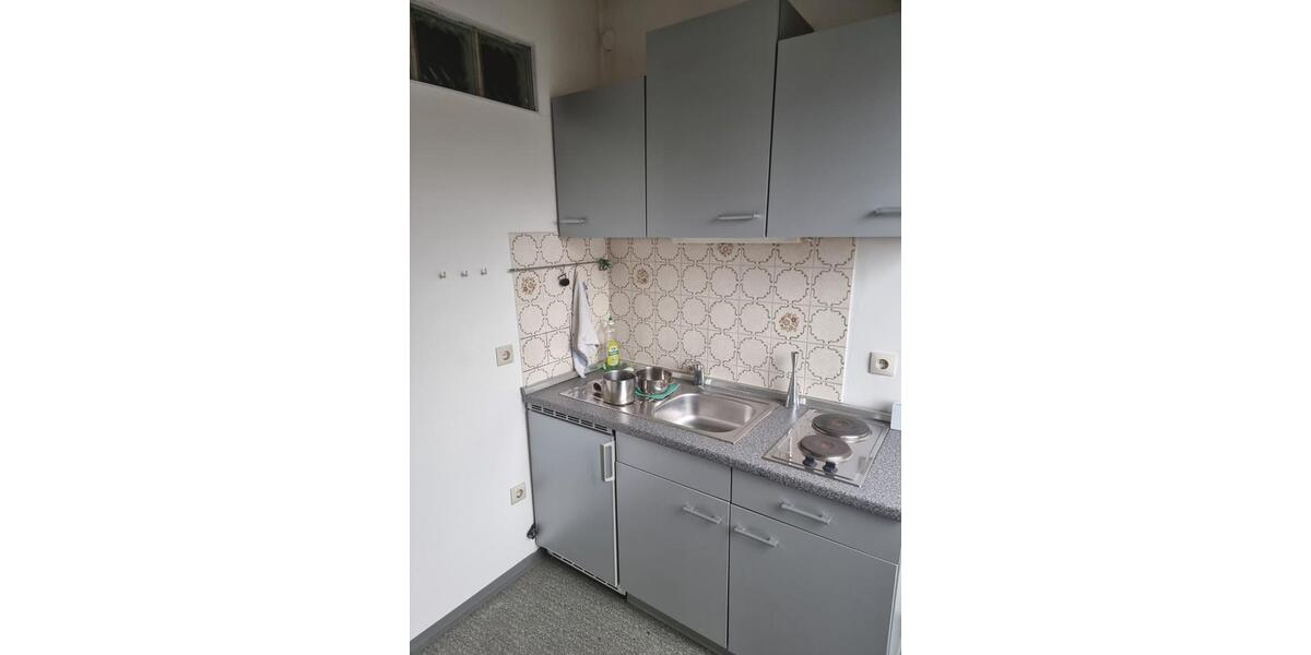 Dachgeschoßwohnung Gelsenkirchen Ückendorf - 3 Zimmer, 75 m&sup2;, 450&euro; | Angebot:27566381