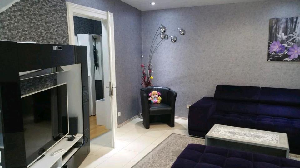 Erdgeschoßwohnung Duisburg Ruhrort - 3 Zimmer, 82 m&sup2;, 1.350&euro; | Angebot:25882609