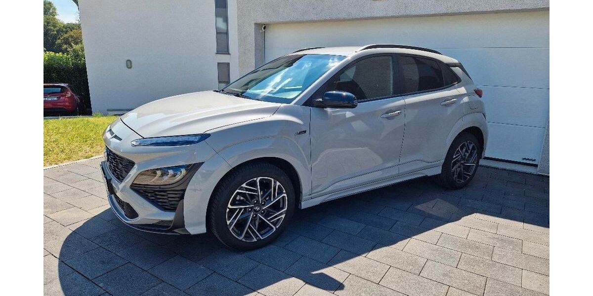 Hyundai KONA 70.125 km 17.290 &euro; Burscheid 51399