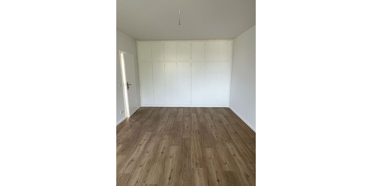 Beste Lage in Oberkassel mit Traumblick auf den Rhein - Maisonettenwohnung Düsseldorf Oberkassel | Angebot:26964483