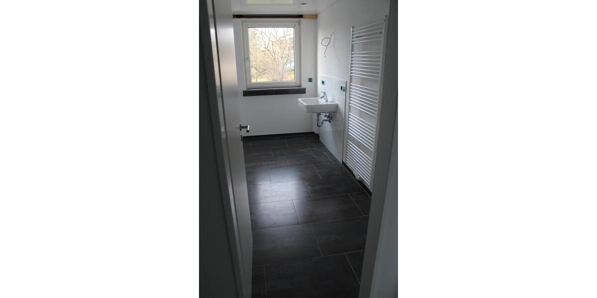 Einfamilienhaus Wermelskirchen - 2 Zimmer, 69 m&sup2;, 169.500&euro; | Angebot:27168187