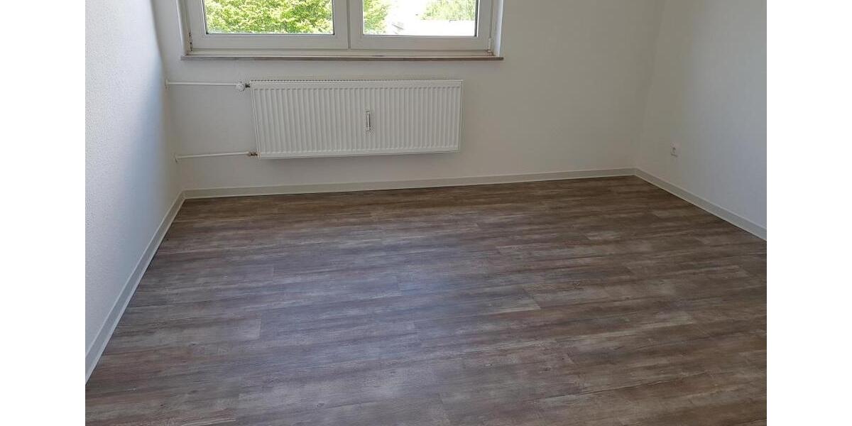 Etagenwohnung Wuppertal Gemarkung Langerfeld - 3 Zimmer, 72 m&sup2;, 699&euro; | Angebot:25918628
