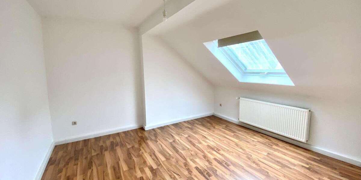 Etagenwohnung Bochum Innenstadt - 2.5 Zimmer, 35 m&sup2;, 381&euro; | Angebot:25929226