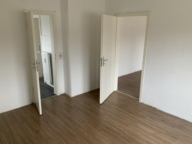 Etagenwohnung Duisburg Rheinhausen - 3 Zimmer, 62 m&sup2;, 529&euro; | Angebot:25245043
