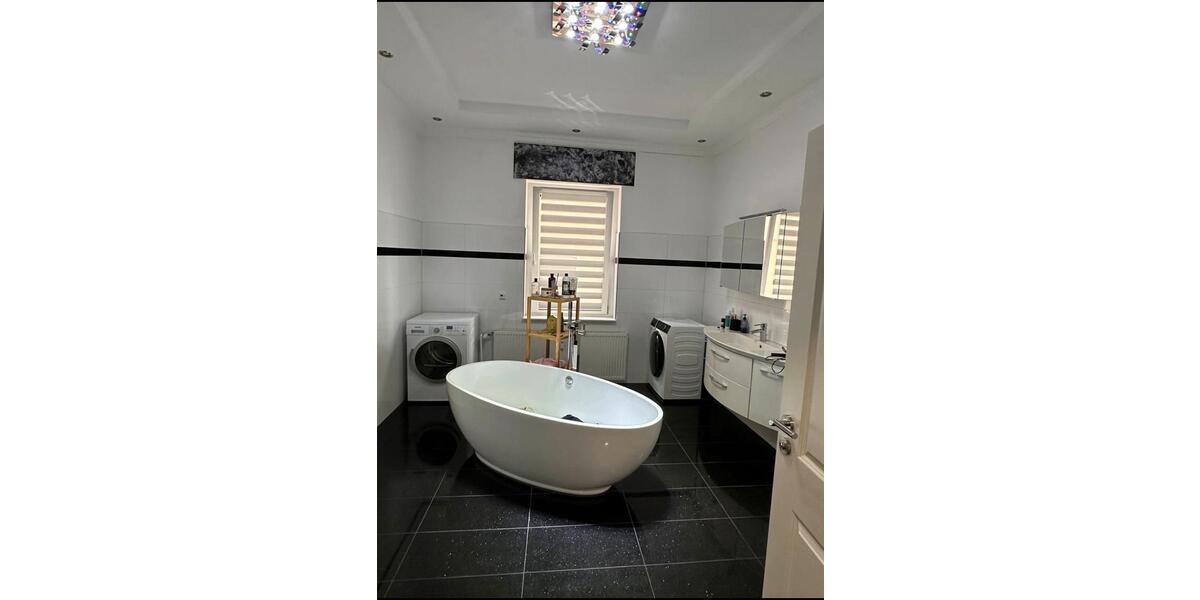 Mehrfamilienhaus, Wohnhaus Gelsenkirchen Gelsenkirchen-Nord - 11 Zimmer, 285 m&sup2;, 449.000&euro; | Angebot:25513456