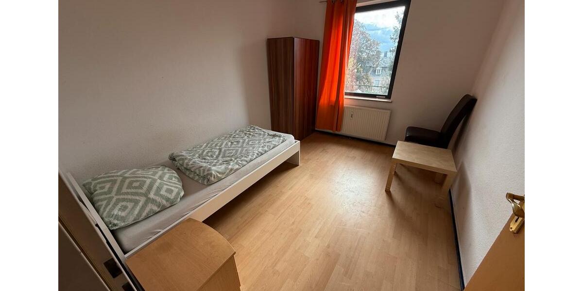 Etagenwohnung Remscheid Reinshagen - 4 Zimmer, 80 m&sup2;, 550&euro; | Angebot:27541032