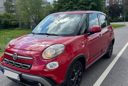 Fiat 500L 107.640 km 10.490 &euro; Düsseldorf 40599