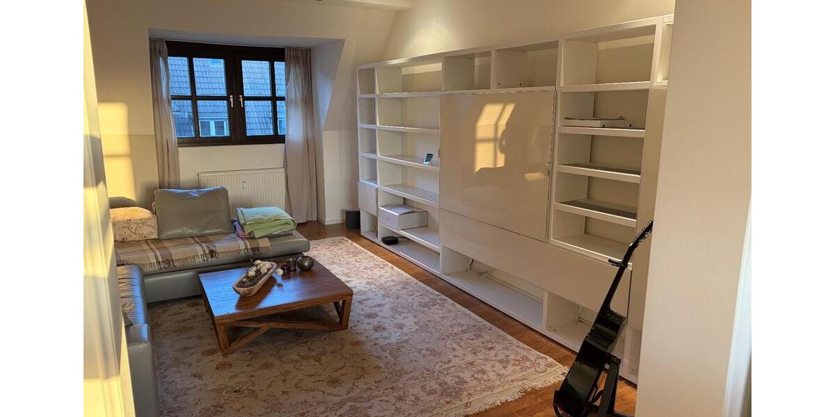 Dachgeschoßwohnung Düsseldorf Stadtbezirk 7 - 4 Zimmer, 139 m&sup2;, 650.000&euro; | Angebot:26819157