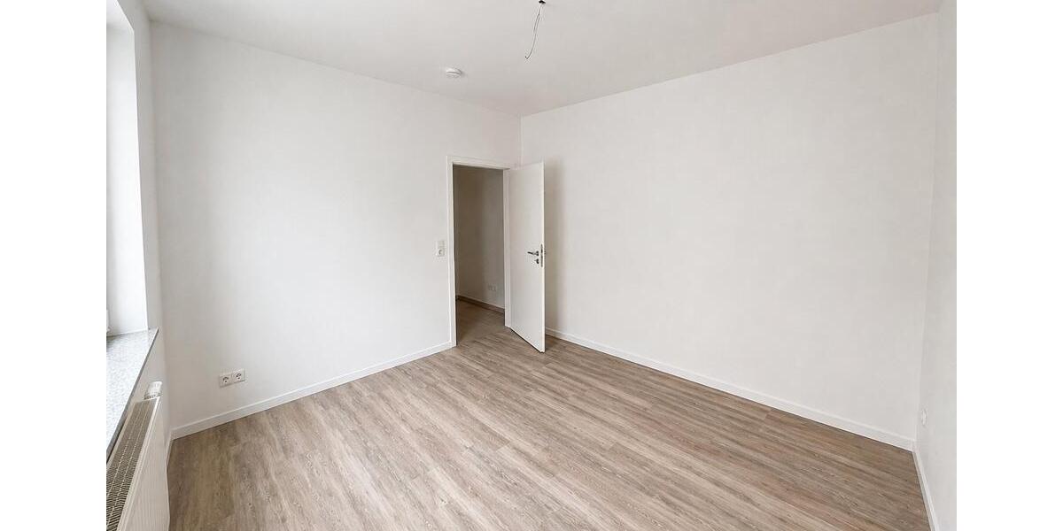 Erdgeschoßwohnung Duisburg Mittelmeiderich - 3 Zimmer, 97 m&sup2;, 820&euro; | Angebot:27552986