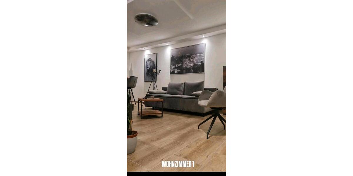 Etagenwohnung Solingen Ohligs - 2 Zimmer, 62 m&sup2;, 1.100&euro; | Angebot:25270818