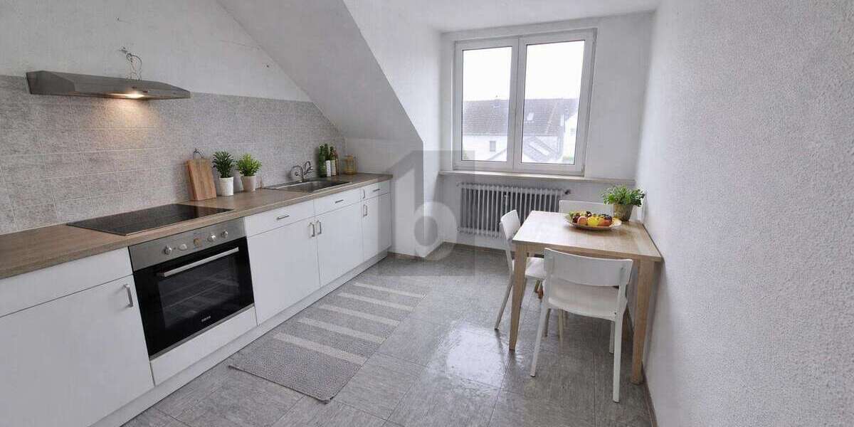 Einfamilienhaus Bochum - 18 Zimmer, 336 m&sup2;, 537.000&euro; | Angebot:25944404