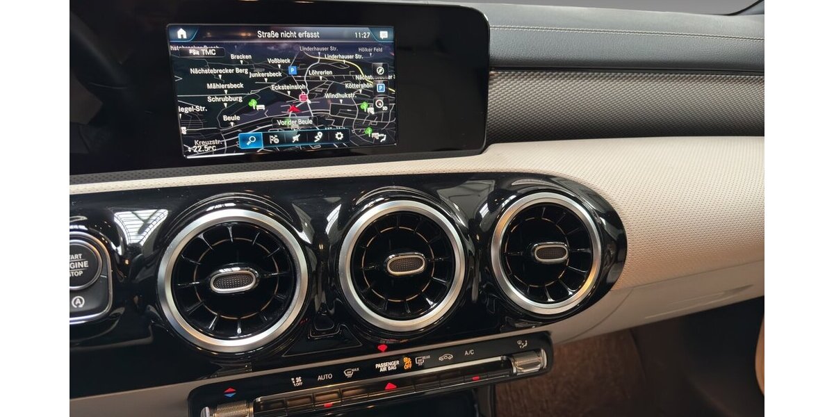 Mercedes-Benz CLA 180 Shooting Brake Leder Navi Kamera 1.Hd 108.430 km 18.900 &euro; Wuppertal 42327