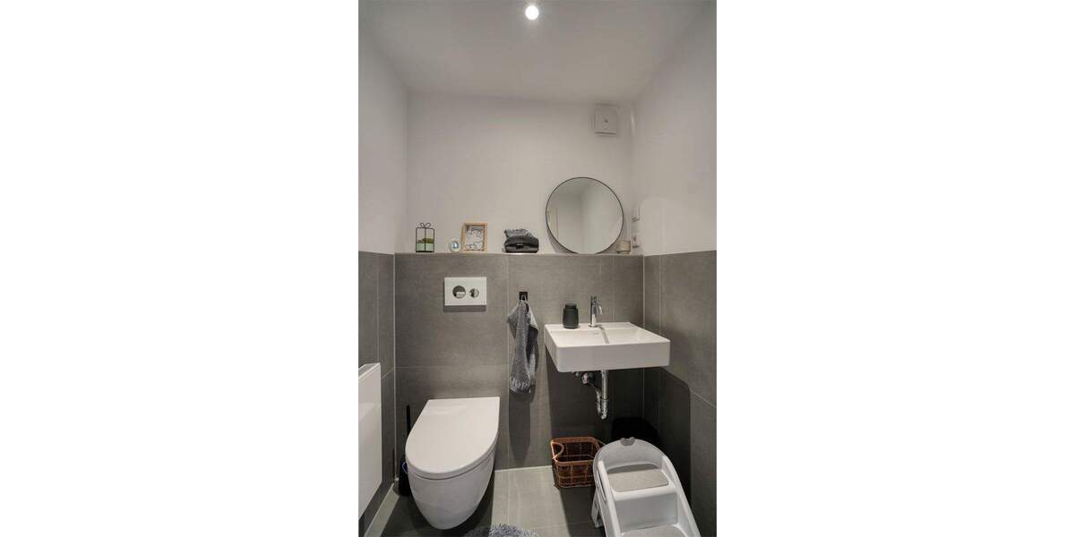 Doppelhaushälfte Bochum Stiepel - 5 Zimmer, 218 m&sup2;, 850.000&euro; | Angebot:25687051