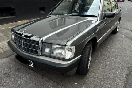 Mercedes-Benz 190 190.000 km 8.000 &euro; Schwelm 58332