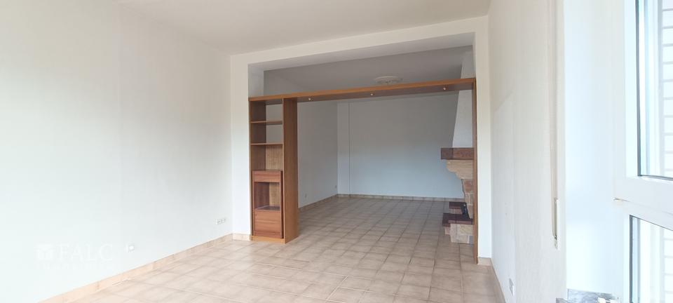 Etagenwohnung Essen Stadtbezirk VI - 3.5 Zimmer, 125 m&sup2;, 1.000&euro; | Angebot:23064060