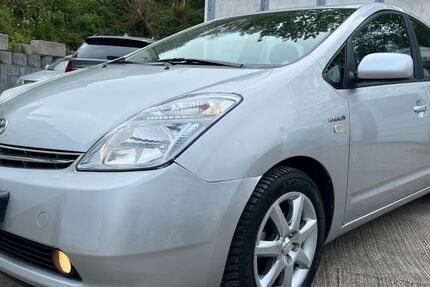 Toyota Prius 162.000 km 6.499 &euro; Wuppertal 42277