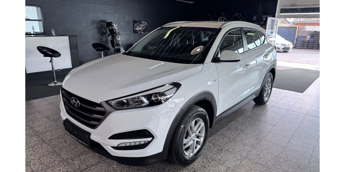 Hyundai TUCSON 61.486 km 14.999 &euro; Oberhausen 46145
