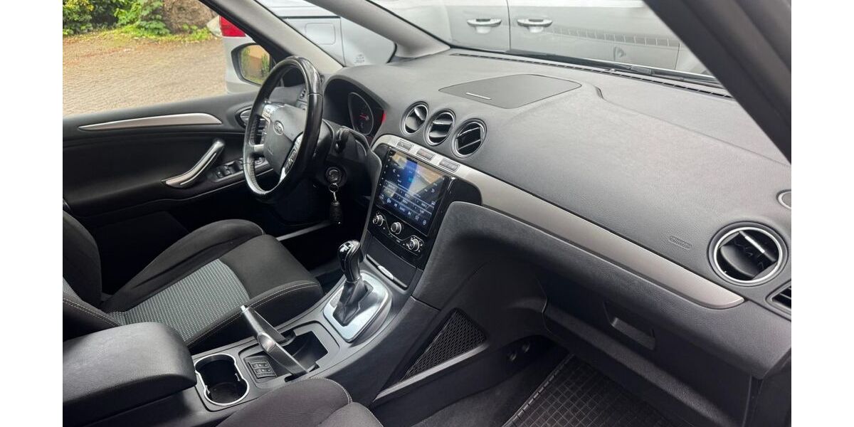 Ford S-Max 160.000 km 5.590 &euro; Oberhausen (Sterkrade) 46149
