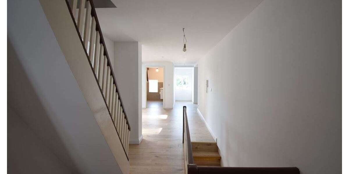 Etagenwohnung Velbert Frohnberg - 3 Zimmer, 105 m&sup2;, 940&euro; | Angebot:14152857