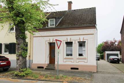 Haus Duisburg Essenberg - 5 Zimmer, 136 m&sup2;, 349.800&euro; | Angebot:27225487