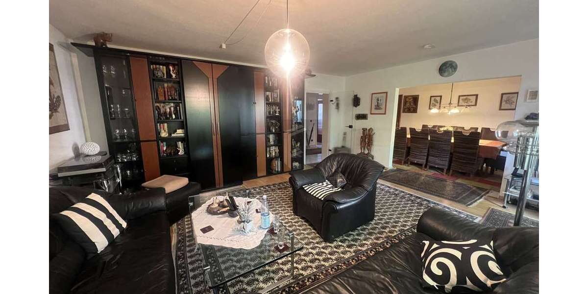 Etagenwohnung Essen Stadtbezirk II - 4.5 Zimmer, 104 m&sup2;, 380.000&euro; | Angebot:26589395