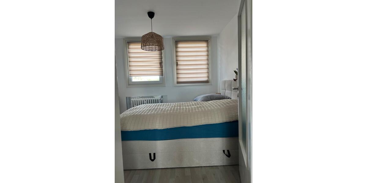 Etagenwohnung Duisburg Huckingen - 3 Zimmer, 80 m&sup2;, 920&euro; | Angebot:27551994