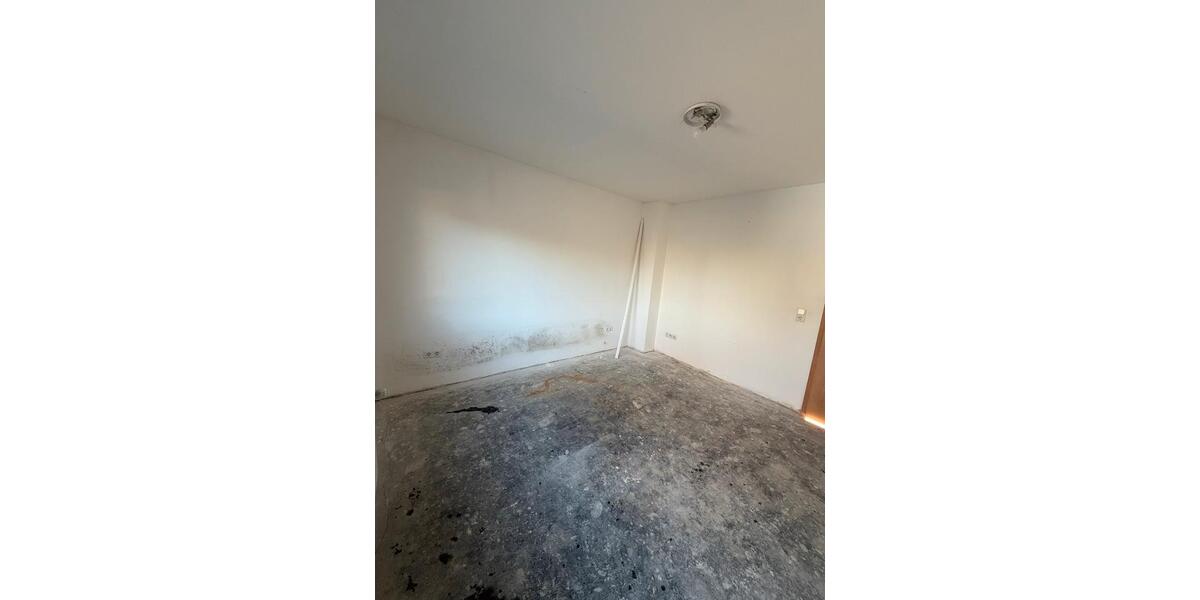 Etagenwohnung Duisburg Mittelmeiderich - 1 Zimmer, 40 m&sup2;, 610&euro; | Angebot:25994205