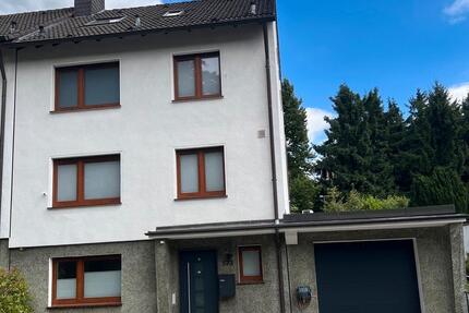 Haus Mülheim an der Ruhr Mellinghofen - 8 Zimmer, 248 m&sup2;, 659.000&euro; | Angebot:26407630