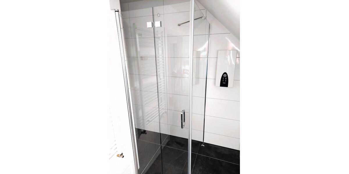 Dachgeschoßwohnung Gelsenkirchen Gelsenkirchen-West - 2.5 Zimmer, 70 m&sup2;, 485&euro; | Angebot:25964948