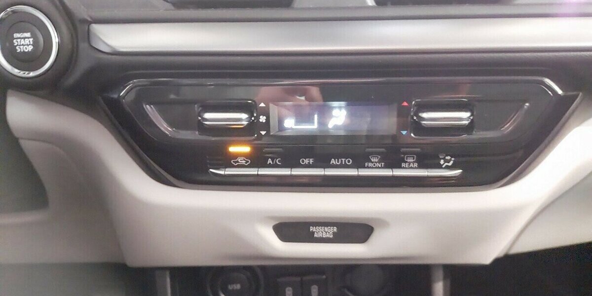 Suzuki Swift Comfort+ Allgrip Hybrid 6.000 km 21.980 &euro; HAAN 42781