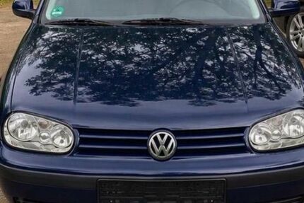 VW Golf 260.000 km 900 &euro; Oberhausen 46117